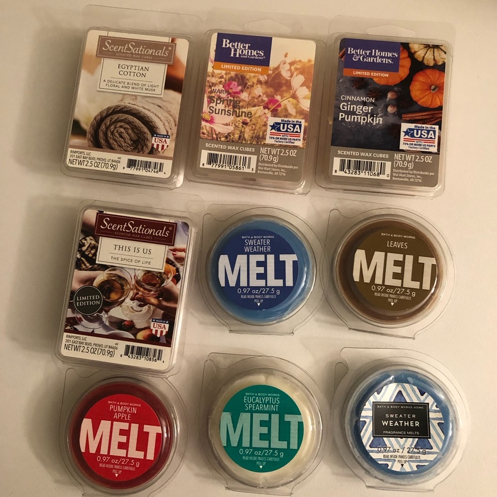 Assorted wax melts in new condition